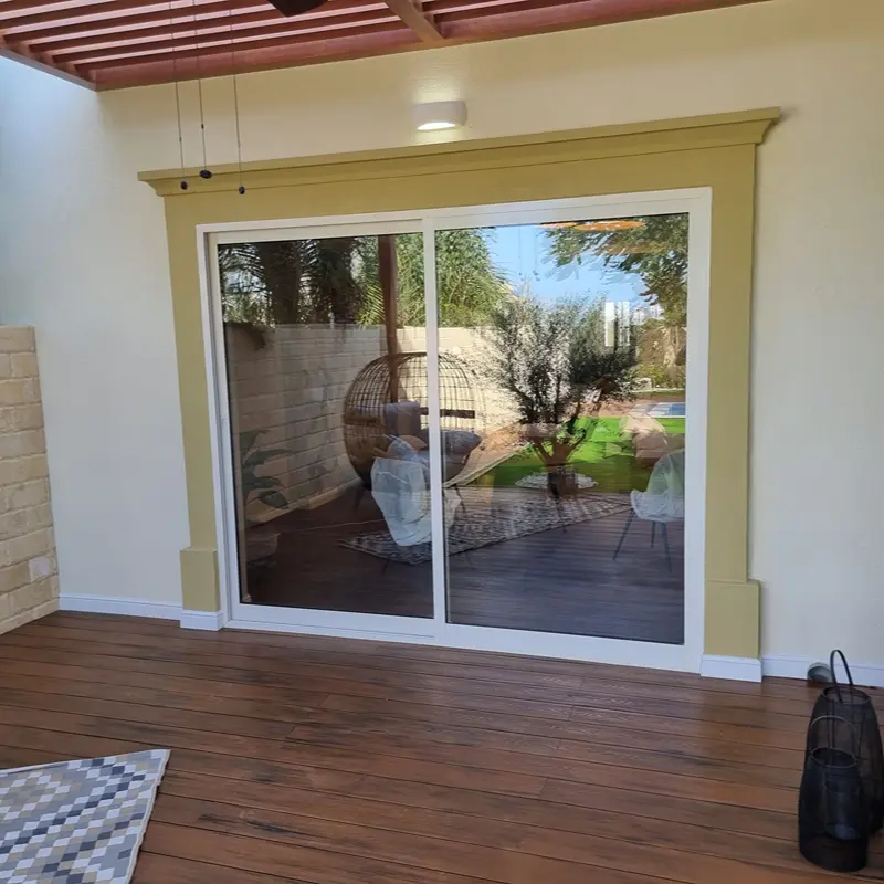 Smooth-gliding aluminium sliding door with high-performance rollers for easy patio access.