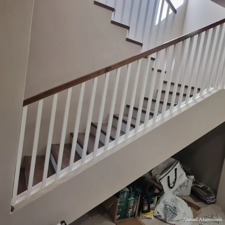 Led glass staircase railing design.webp