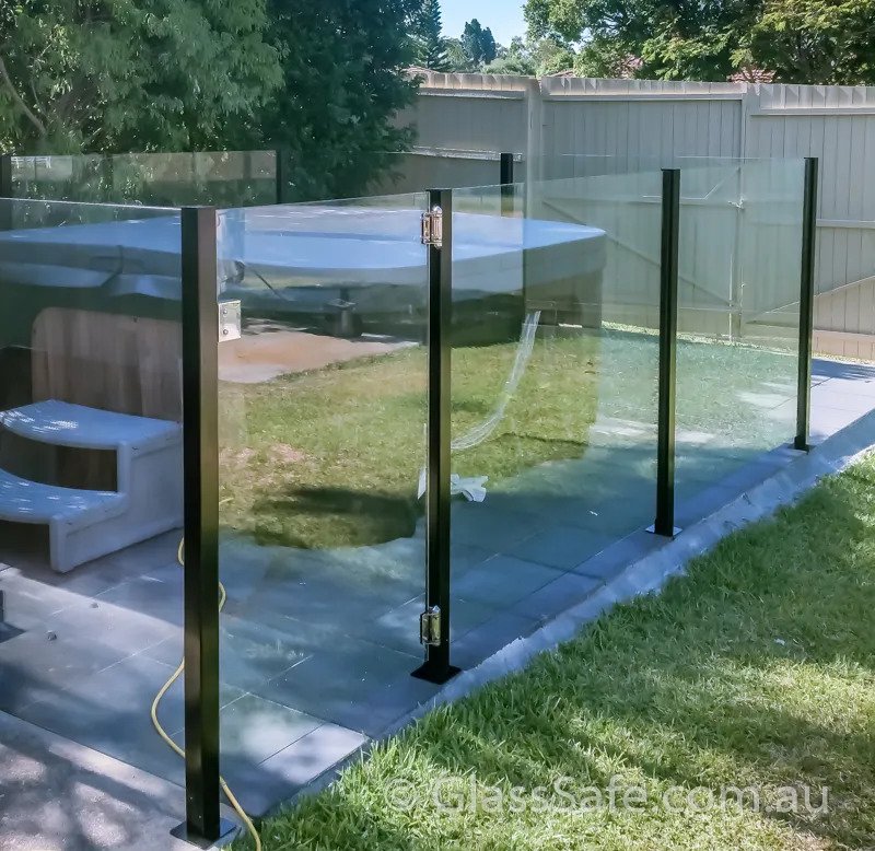 Semi Frameless pool glass fence dubai
